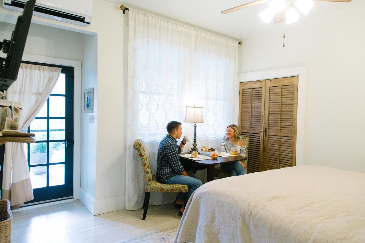 Blue Heron B&B แมนเดอวิลล์ ภายนอก รูปภาพ